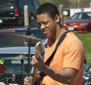 Xavier “X-Ray” Franks playing the bass on the Spring Lunch Jam.