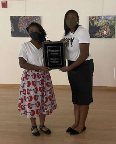 Students for Social Justice given the Howard County Humans Rights Commission award. (Photo from the Wilde Lake Social Justice Club) 